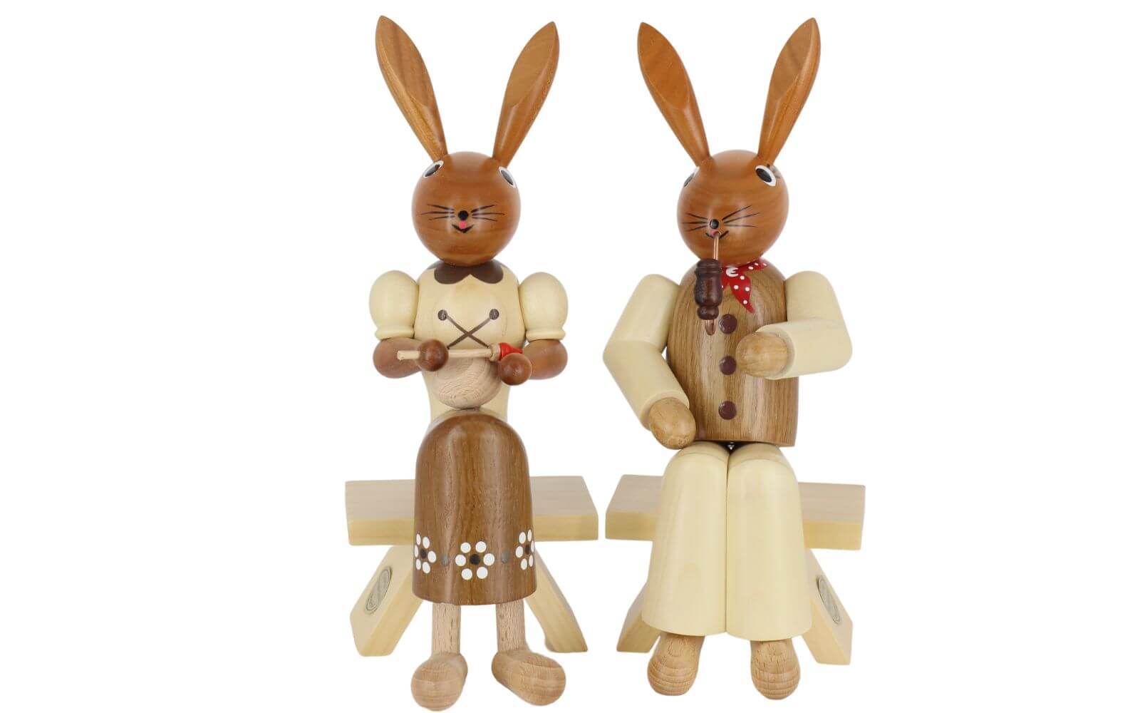 Osterhasenpaar auf Stühlen, 22 cm von SEIFFEN.COM_1