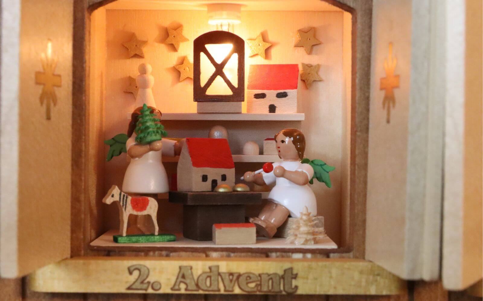 Weihnachtspyramide 3 - stöckiges Adventshaus mit Heiliger Geschichte von Richard Glässer_5
