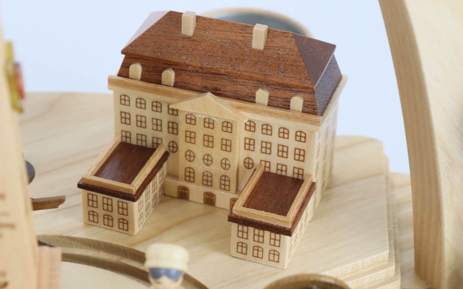 Weihnachtspyramide Dresden Altstadt, 36 cm von Müller Kleinkunst_6