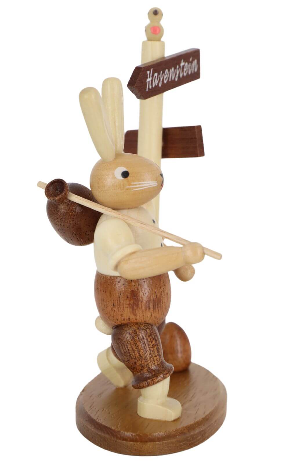 Hase Wanderer am Wegweiser, 14 cm, natur von Müller Kleinkunst_2