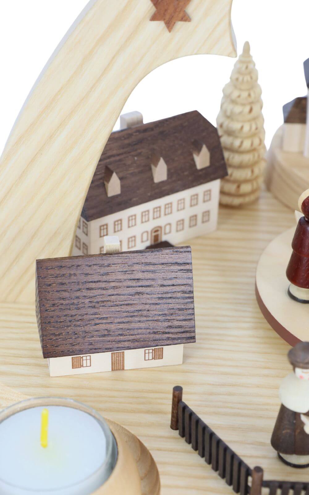 Weihnachtspyramide Seiffener Dorf, 1 - stöckig, 36 cm von Müller Kleinkunst_7