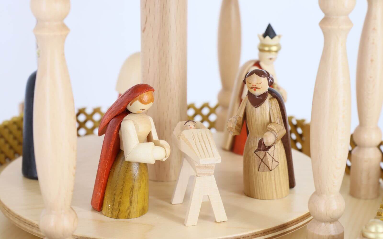 Weihnachtspyramide Christi Geburt, natur, 4-stöckig von Richard Glässer_3