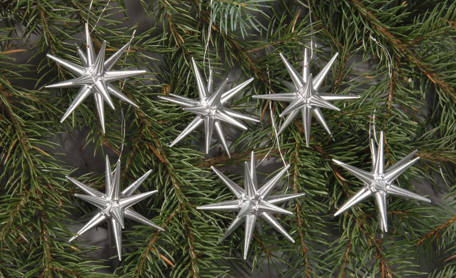 Christbaumschmuck aus Holz, Weihnachtssterne silber, 6-teilig von Albin Preißler_Bild2