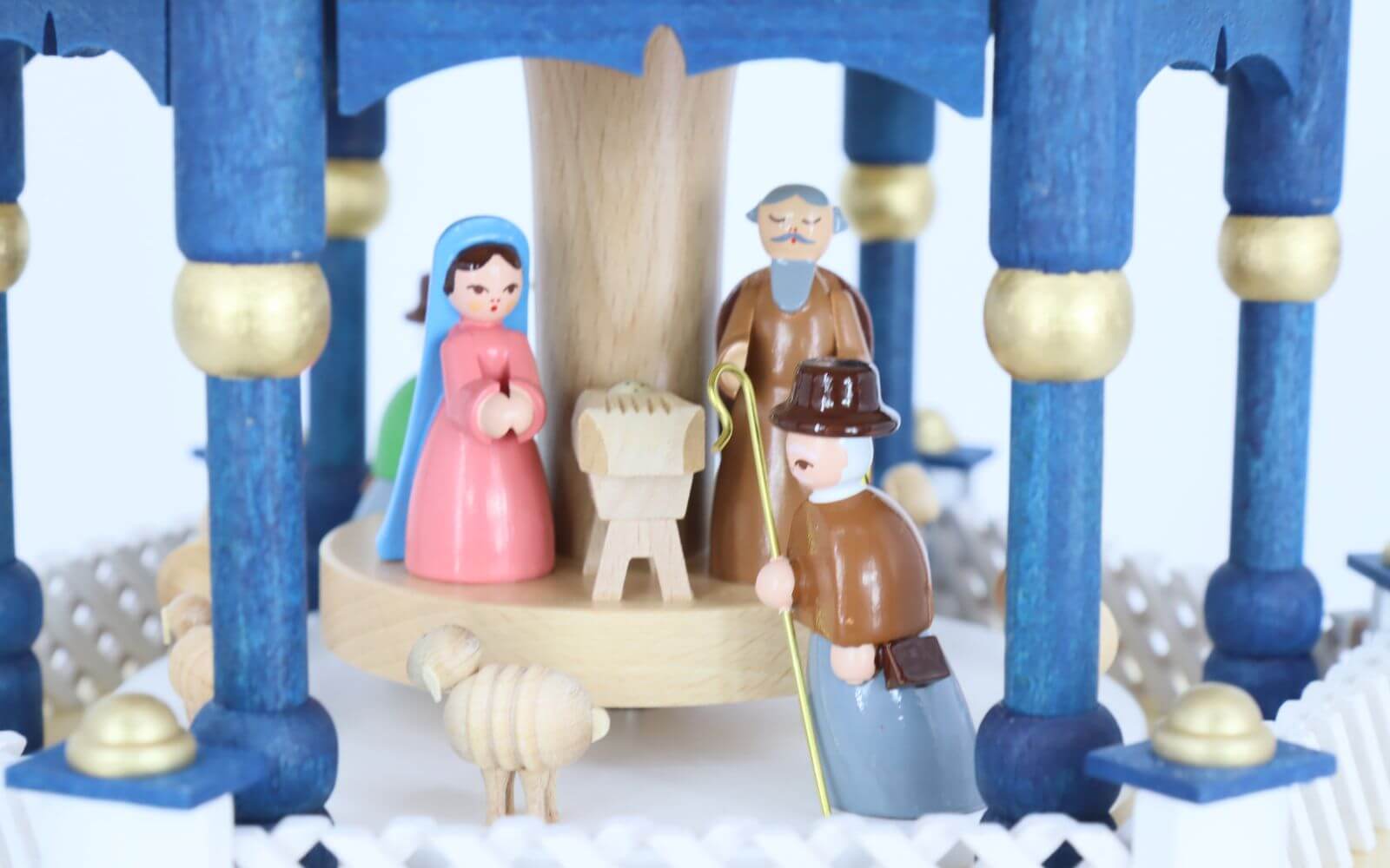 Weihnachtspyramide mit Heiliger Familie, 4 – stöckig, farbig, 54 cm von Richard Glässer_2