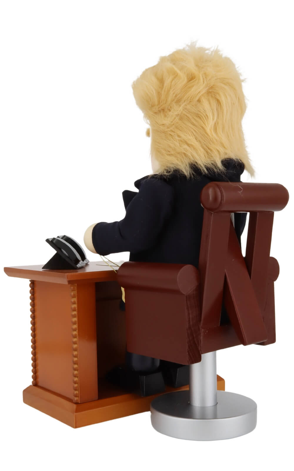 Nussknacker Präsident Trump am Schreibtisch im Oval Office - ein Stück Geschichte von Steinbach_3