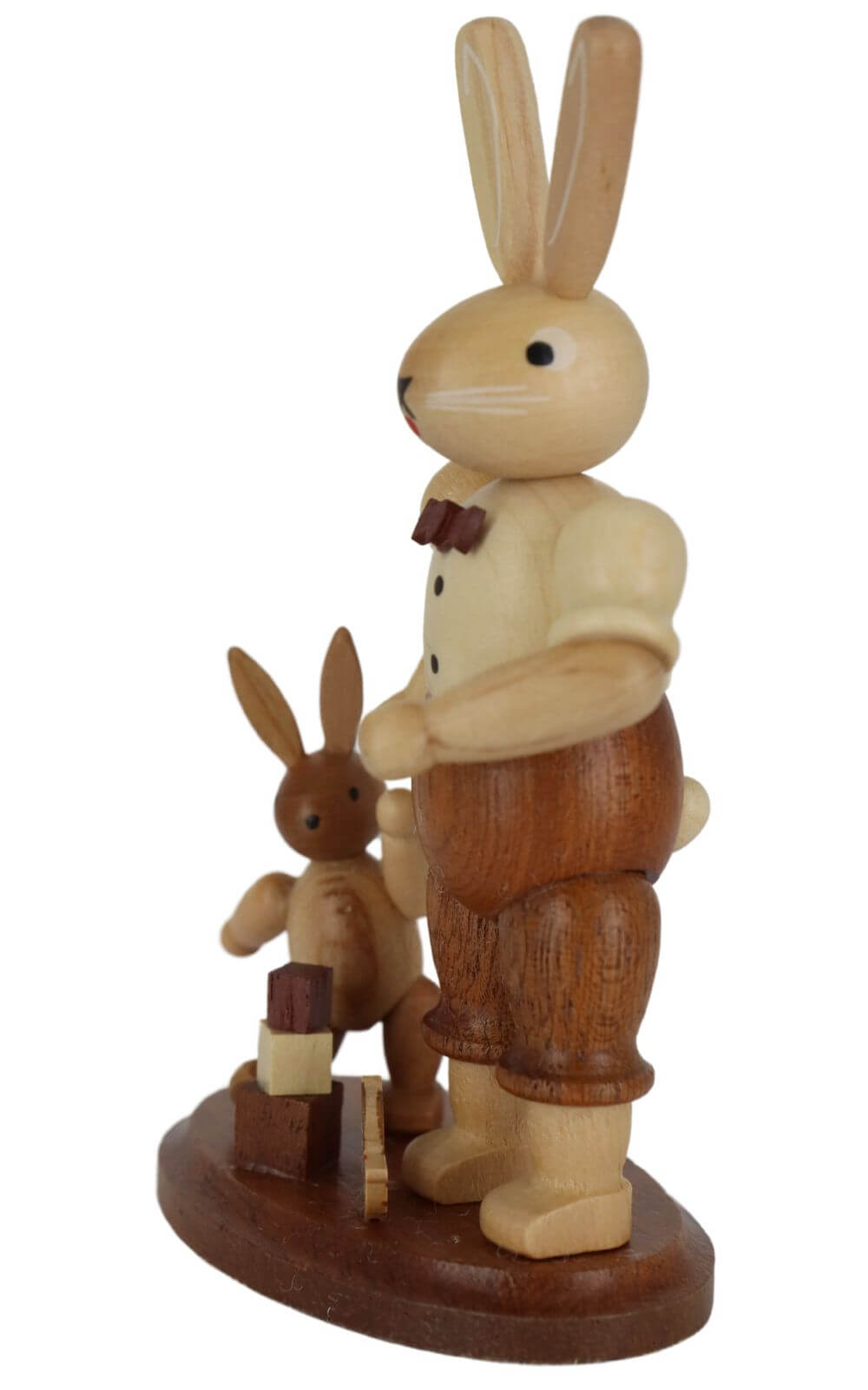 Osterhase Vater mit spielendem Kind, natur von Müller Kleinkunst_3